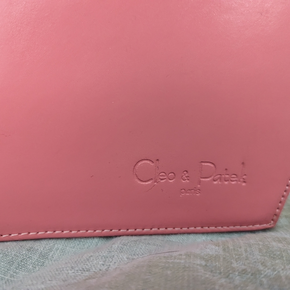 Purse - Picture 2 of 2